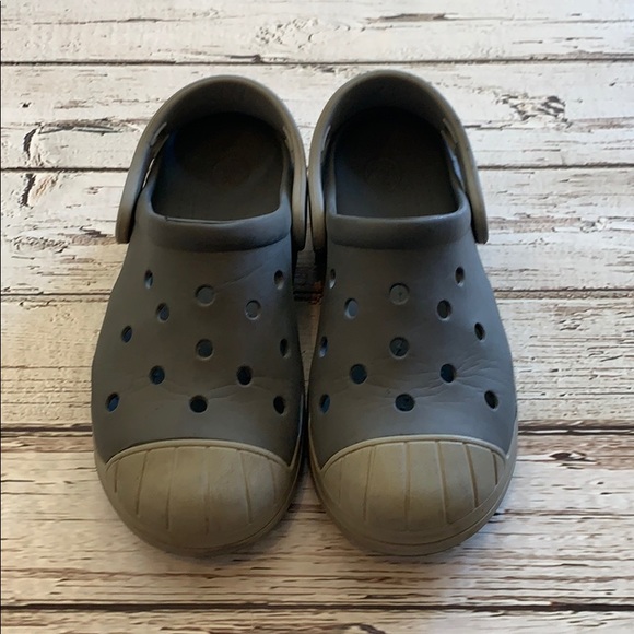 infant crocs size 1